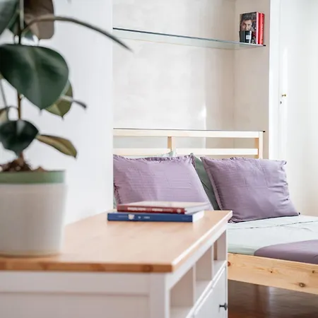 Your Elegant Loft At Termini Station Daire