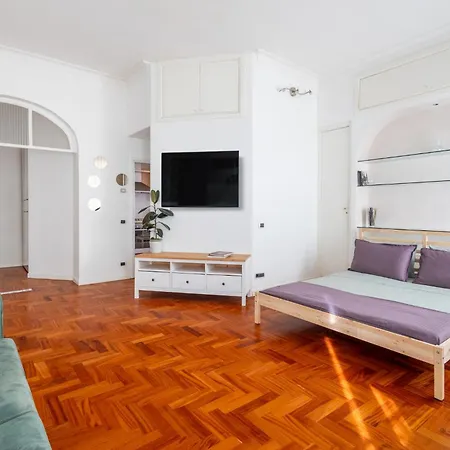 Daire Your Elegant Loft At Termini Station *