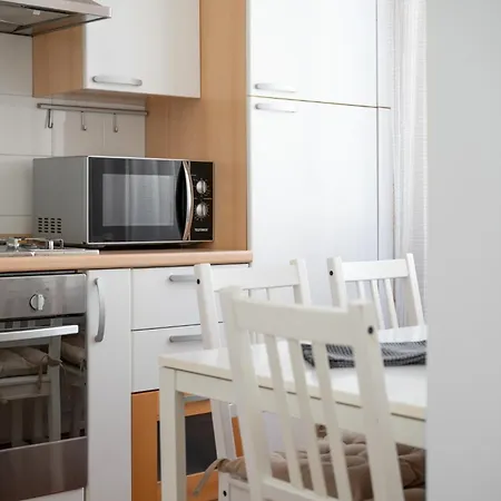 Daire Your Elegant Loft At Termini Station Roma