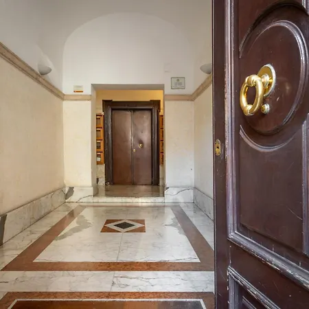 Your Elegant Loft At Termini Station * Roma