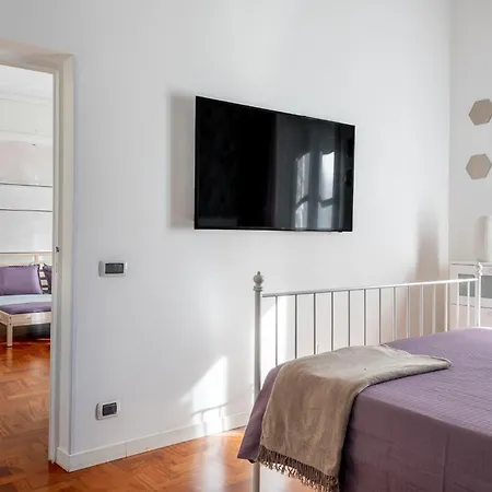 Your Elegant Loft At Termini Station Daire